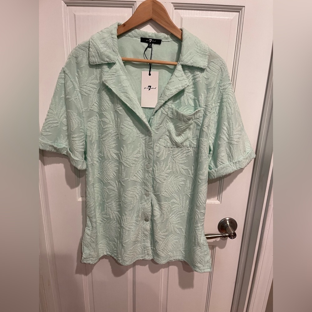 7 For All Mankind Women’s Light Green Textured Shirt